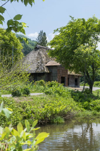 にほんの里100選 信州 栄村と新潟 松之山を訪ねるツアー 10月 募集は終了しました 森林文化協会